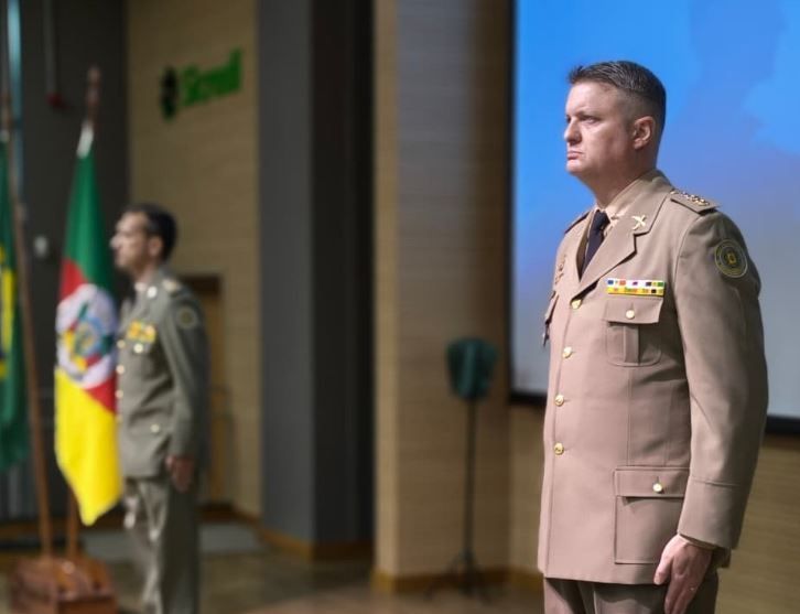 Vice-reitora da Univates participa de cerimônia de Passagem de Comando do 22º BPM