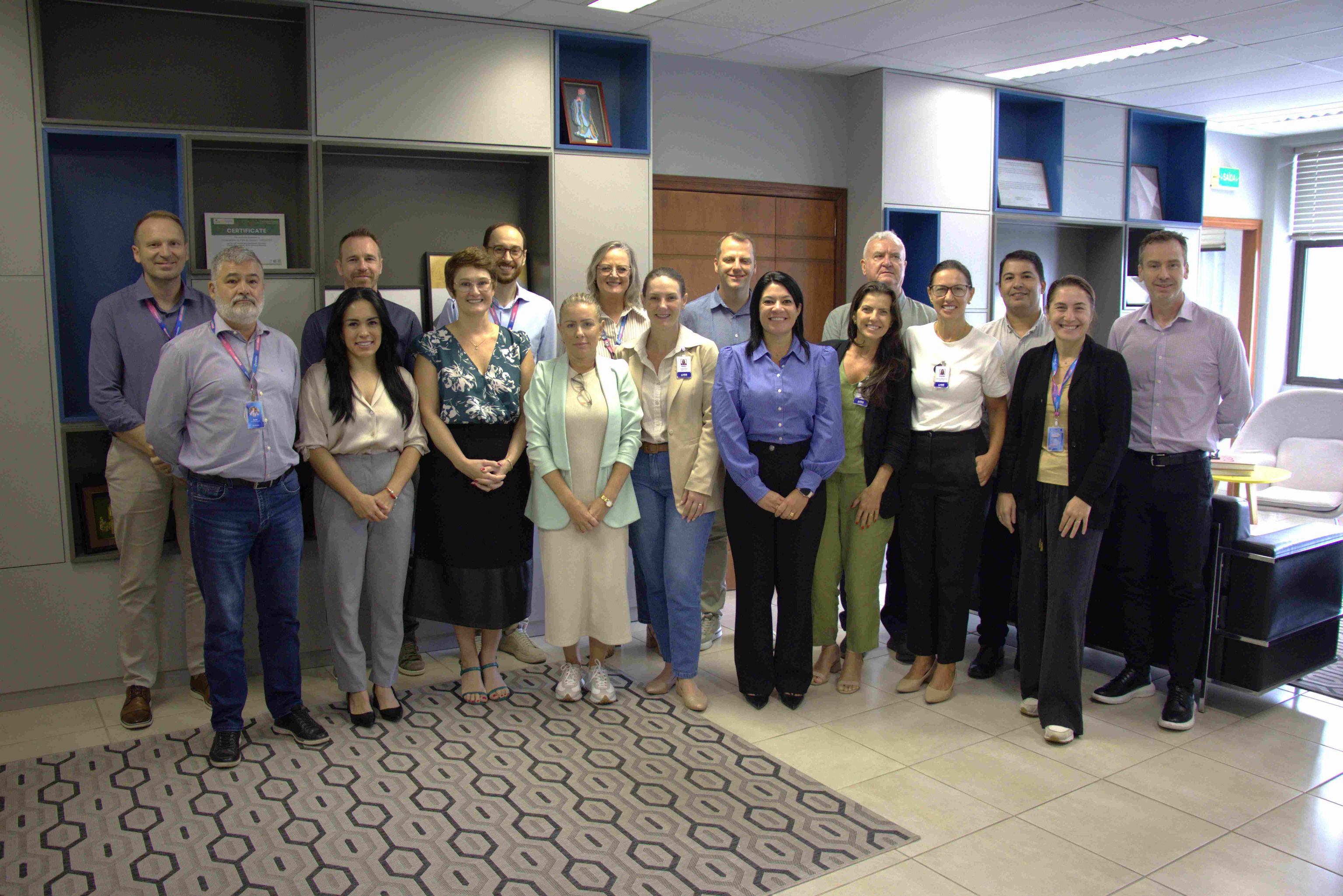 Univates, HBB e Hospital Israelita Albert Einstein, reconhecido como um dos melhores do mundo, realizam aproximação