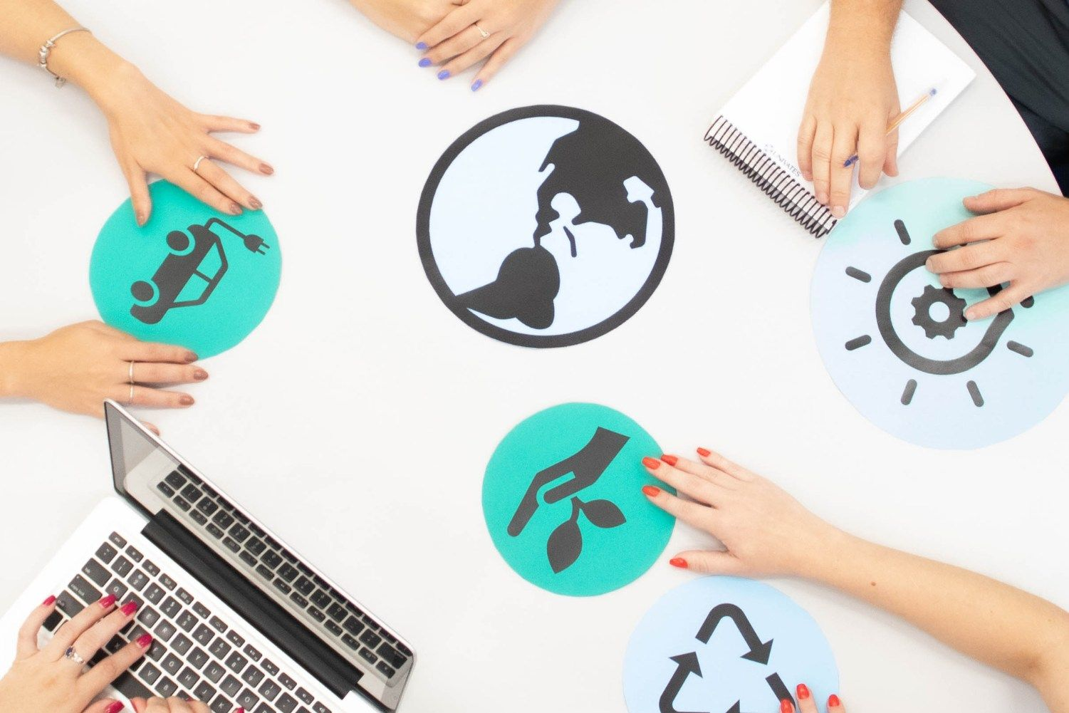 Uso de energia renovável permite à Fundação Univates reduzir 303,25 toneladas de dióxido de carbono equivalente em 2025