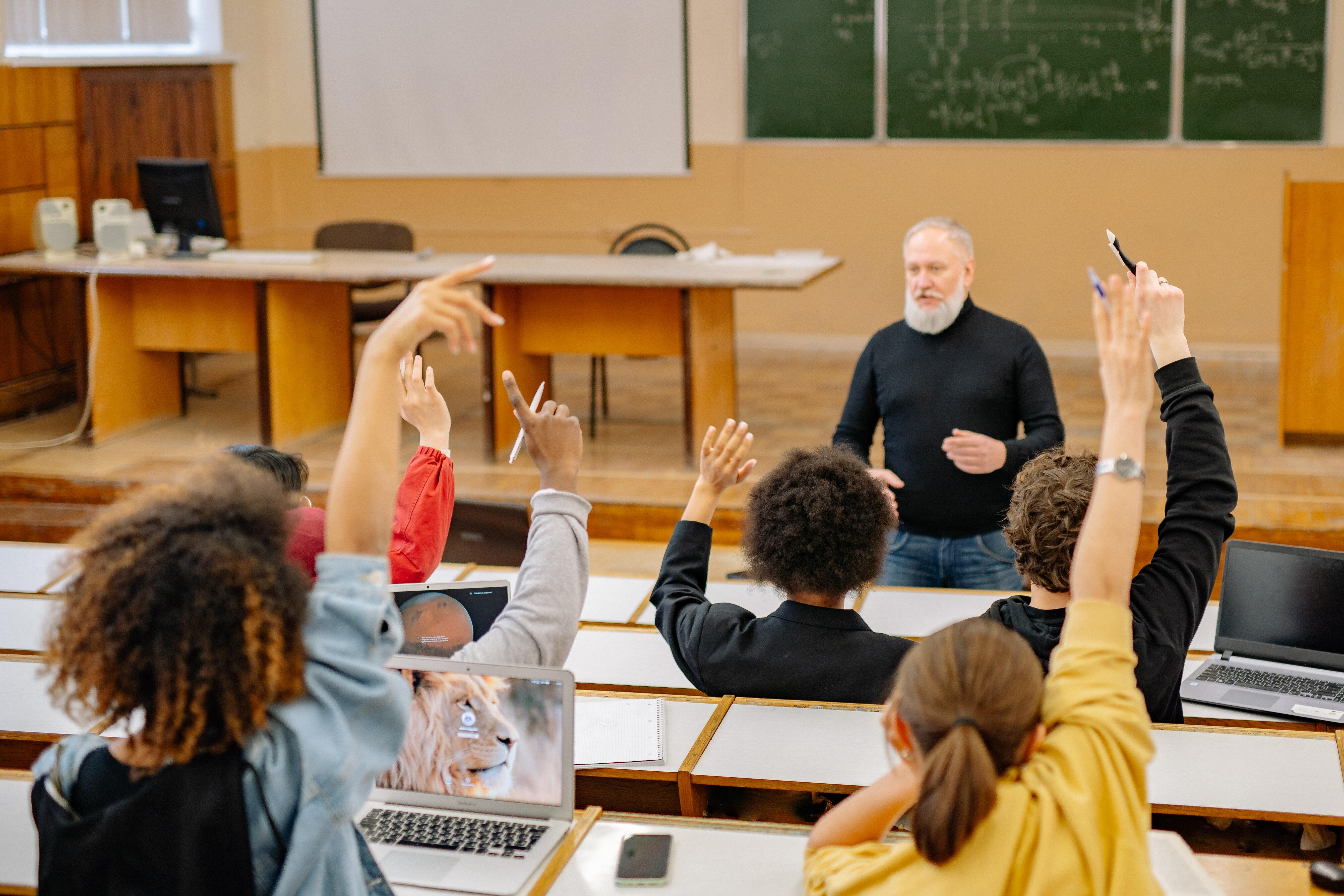 Conheça quais são as principais tendências na área da educação em 2023. 