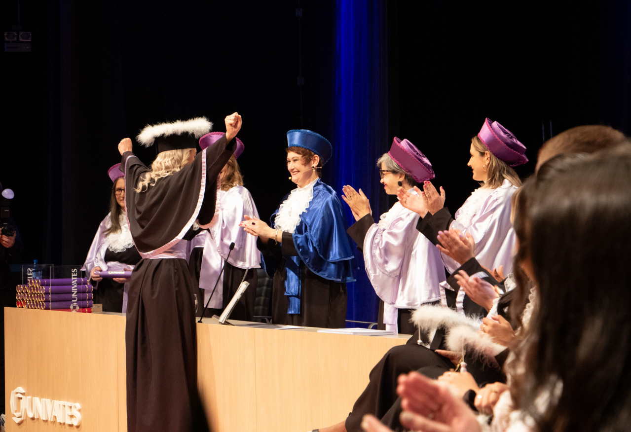 Cola��o de Grau dos cursos da �rea de Ci�ncias Humanas e Sociais Aplicadas (CHSA 2) - 2025B