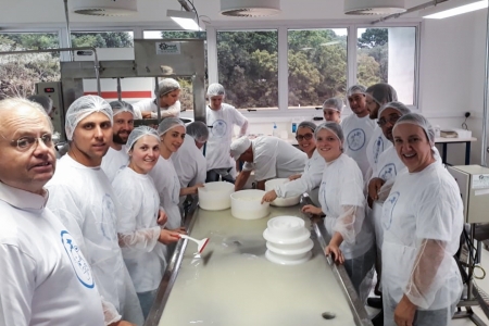 Pesquisadores italianos ministram workshop sobre queijos