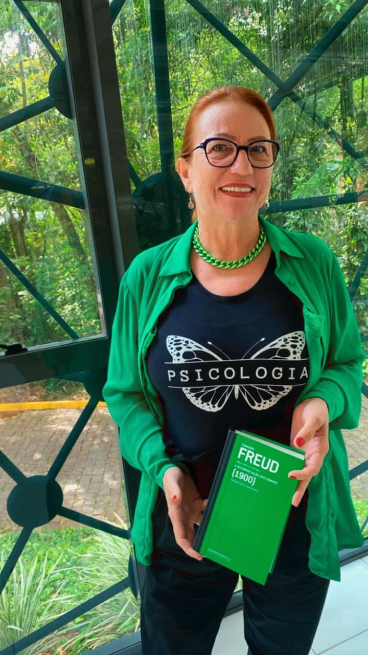 Estudante Nlci Carmem Druciaki