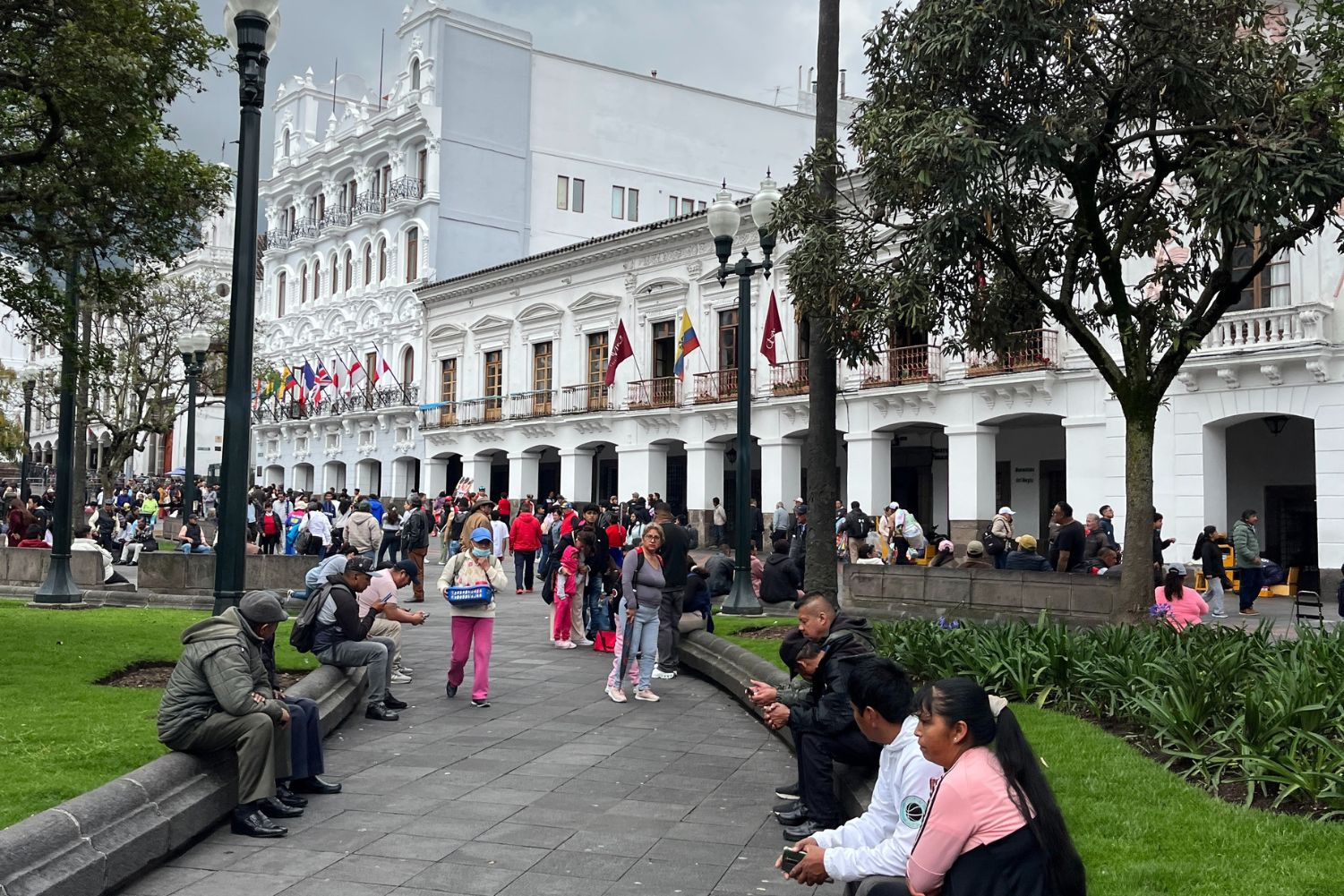Pesquisadoras da Univates participam do V Congreso Internacional de Vivienda Colectiva Sostenible, no Equador.