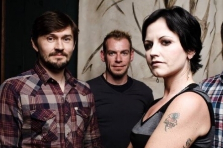 The Cranberries compartilha novo single Wake Me When Its Over; oua