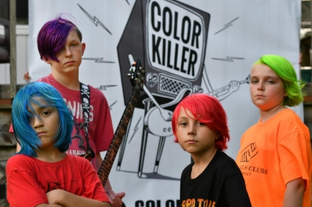 Formada por meninos de 8 a 12 anos, Color Killer quer conquistar o punk