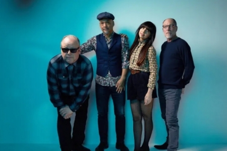 Pixies anuncia o seu novo lbum Doggerel e divulga minidocumentrio