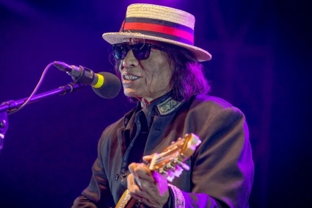 Morre cantor Sixto Rodriguez, aos 81 anos