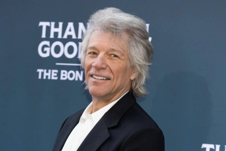 Jon Bon Jovi ajuda a salvar mulher que pretendia pular de ponte 