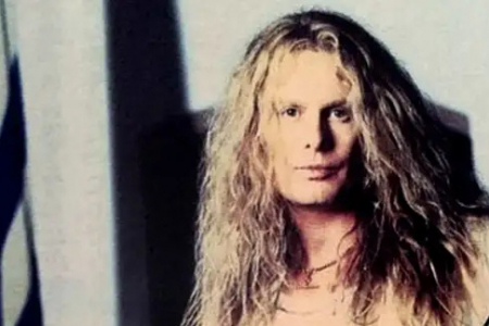 John Sykes, ex-guitarrista do Whitesnake e Thin Lizzy, morre aos 65 anos